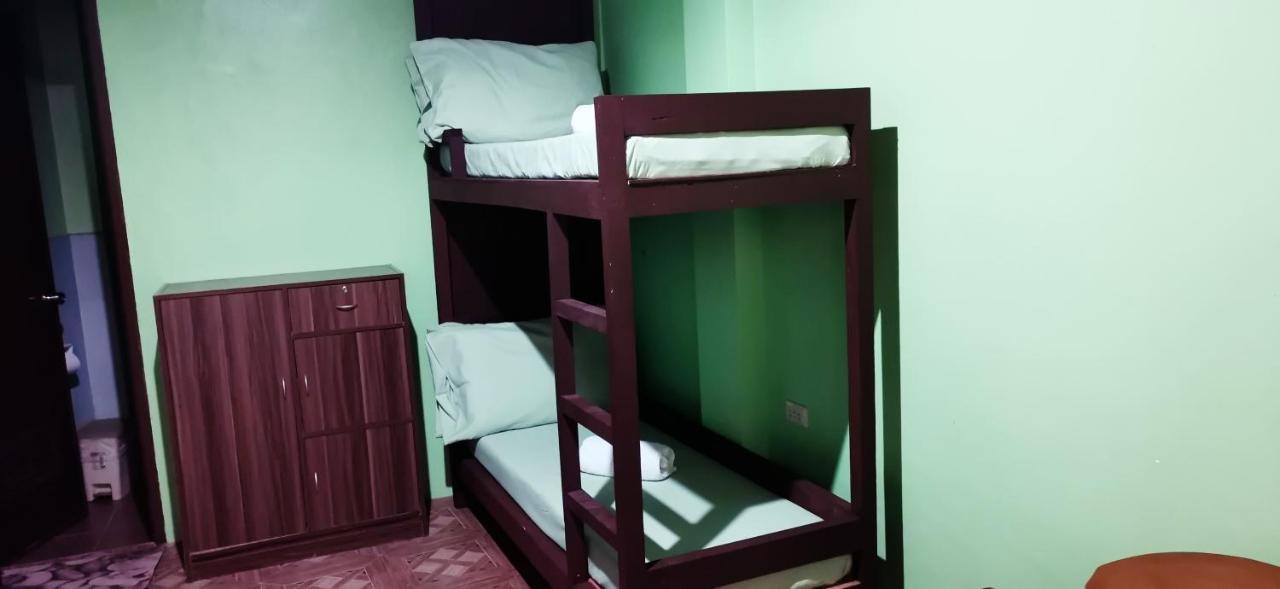 In-N-Out Hostel Siquijor Buitenkant foto