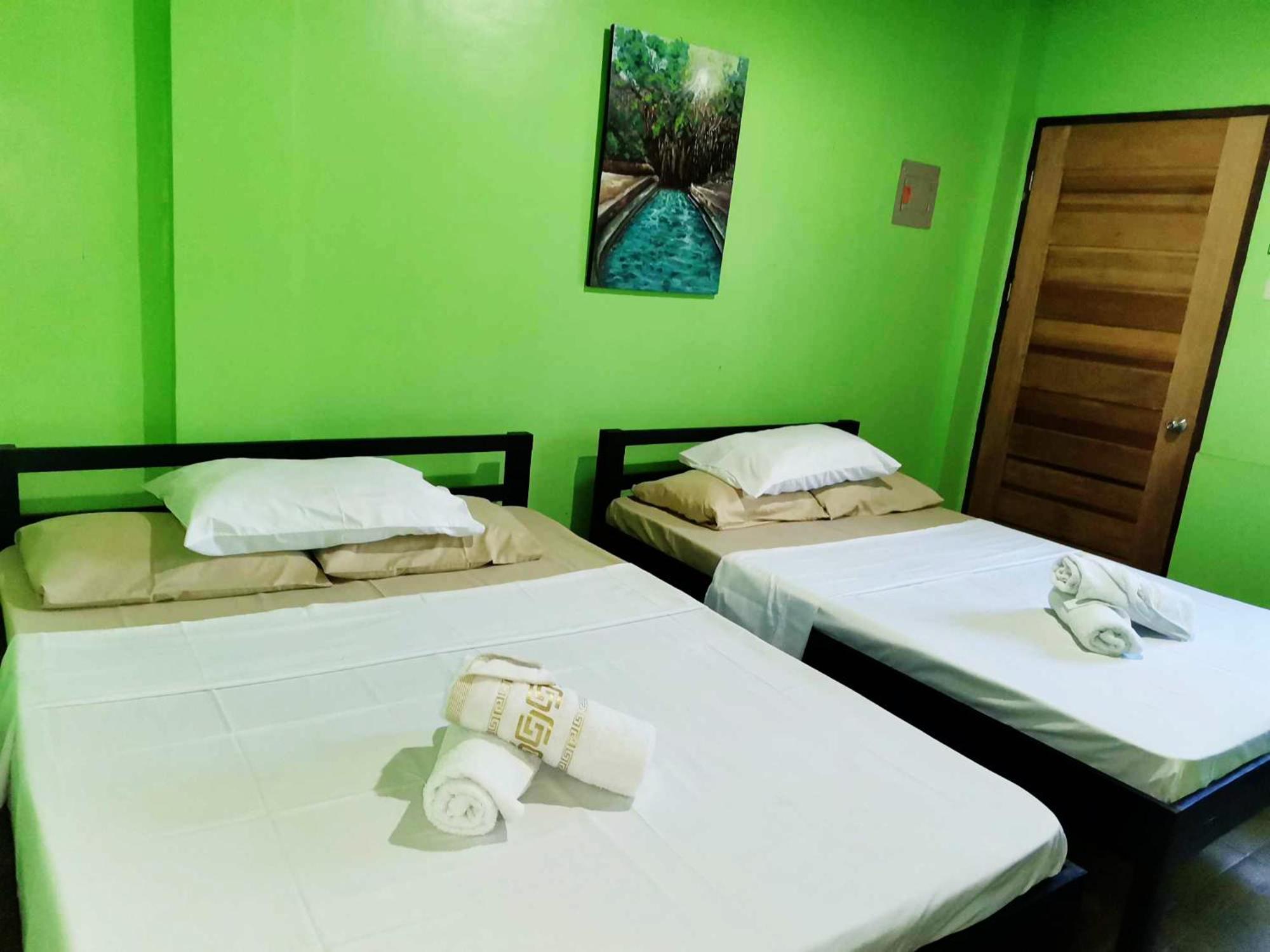 In-N-Out Hostel Siquijor Buitenkant foto