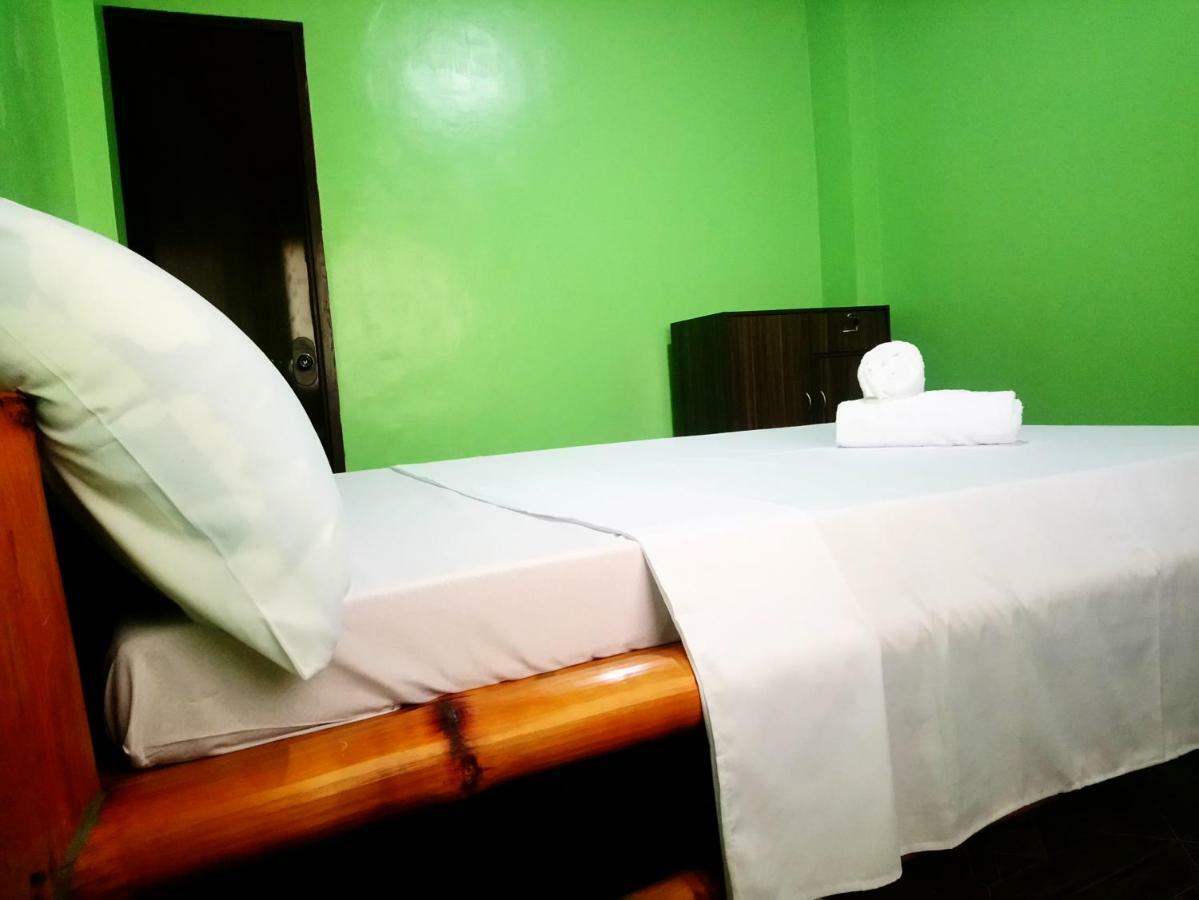 In-N-Out Hostel Siquijor Buitenkant foto