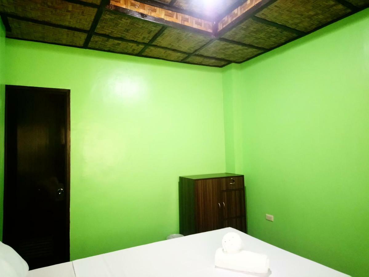 In-N-Out Hostel Siquijor Buitenkant foto